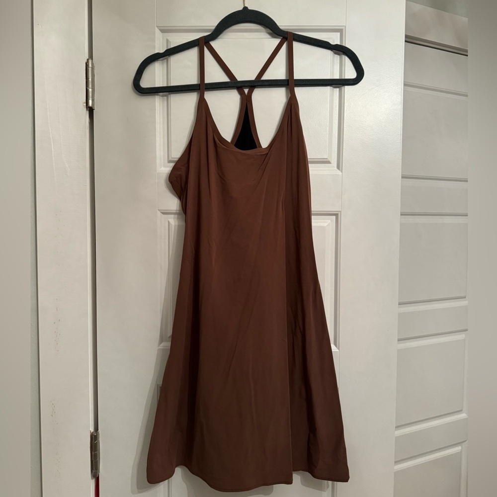 Outdoor Voices Exercise Dress in Brown, Size Medium
